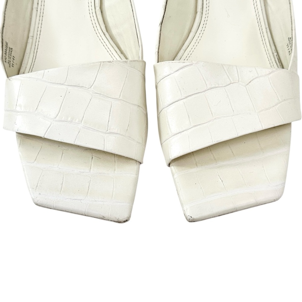 Mercedes Castillo Maisie White Square Toe Croc Embossed Leather Mules Sandals - Picture 5 of 9